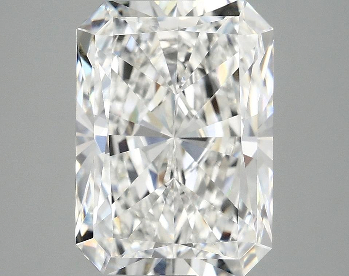 4.38 Carat Radiant Shaped Excellent Cut VVS2 IGI Certified Lab Grown Diamond