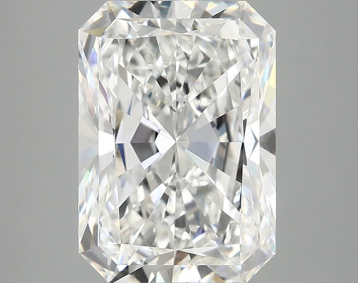 4.17 Carat Radiant Shaped Ideal Cut VVS2 IGI Certified Lab Grown Diamond