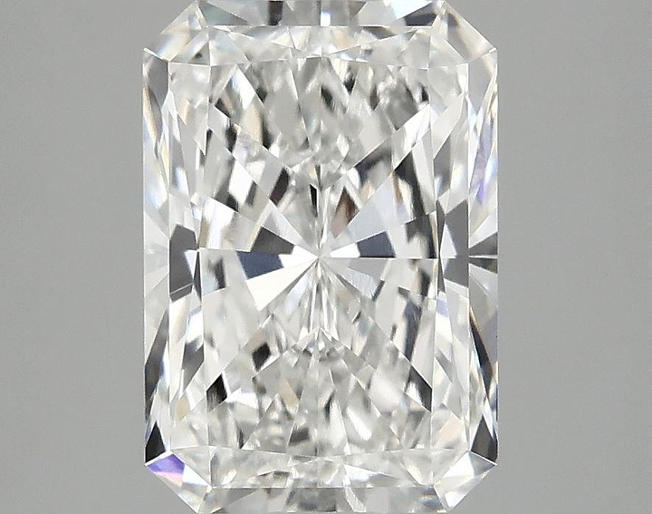 3.01 Carat Radiant Shaped Ideal Cut VVS2 IGI Certified Lab Grown Diamond