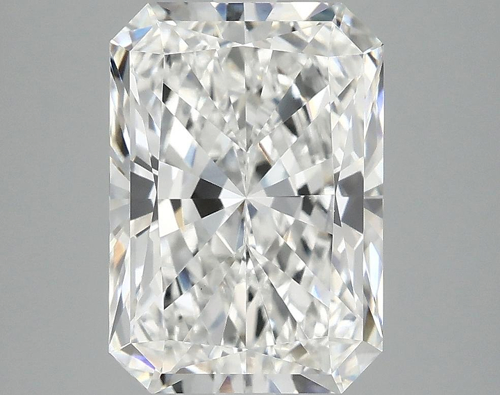 4.15 Carat Radiant Shaped Ideal Cut VS1 IGI Certified Lab Grown Diamond