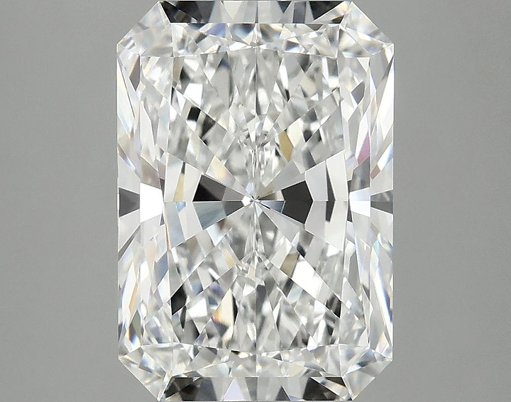 4.09 Carat Radiant Shaped Ideal Cut VVS2 IGI Certified Lab Grown Diamond