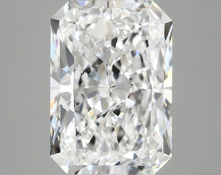 3.97 Carat Radiant Shaped Ideal Cut VVS2 IGI Certified Lab Grown Diamond