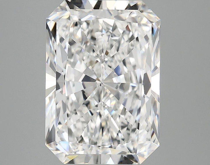 4.07 Carat Radiant Shaped Ideal Cut VVS2 IGI Certified Lab Grown Diamond