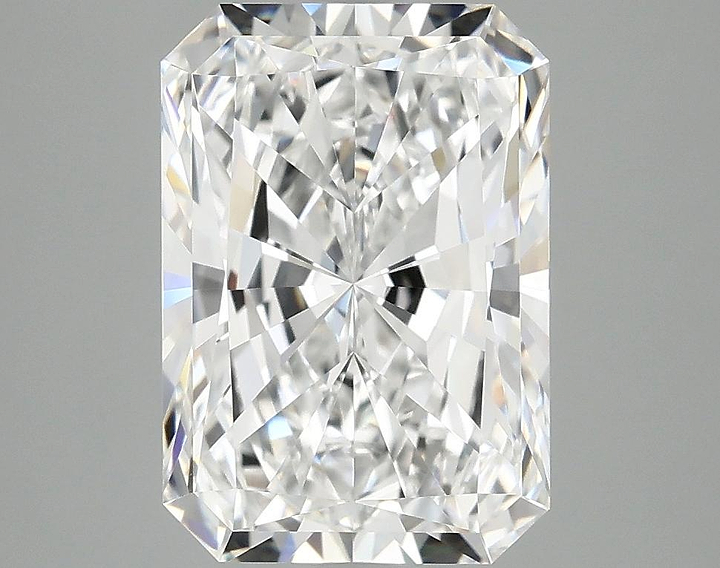 3.96 Carat Radiant Shaped Ideal Cut VVS2 IGI Certified Lab Grown Diamond