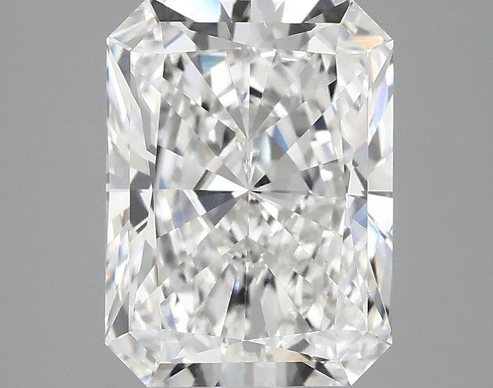 3.08 Carat Radiant Shaped Excellent Cut VS1 IGI Certified Lab Grown Diamond