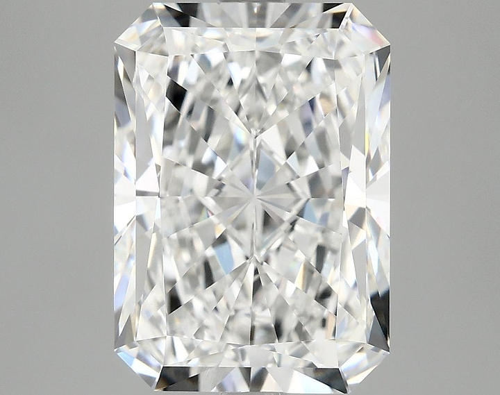 4.04 Carat Radiant Shaped Ideal Cut VVS2 IGI Certified Lab Grown Diamond