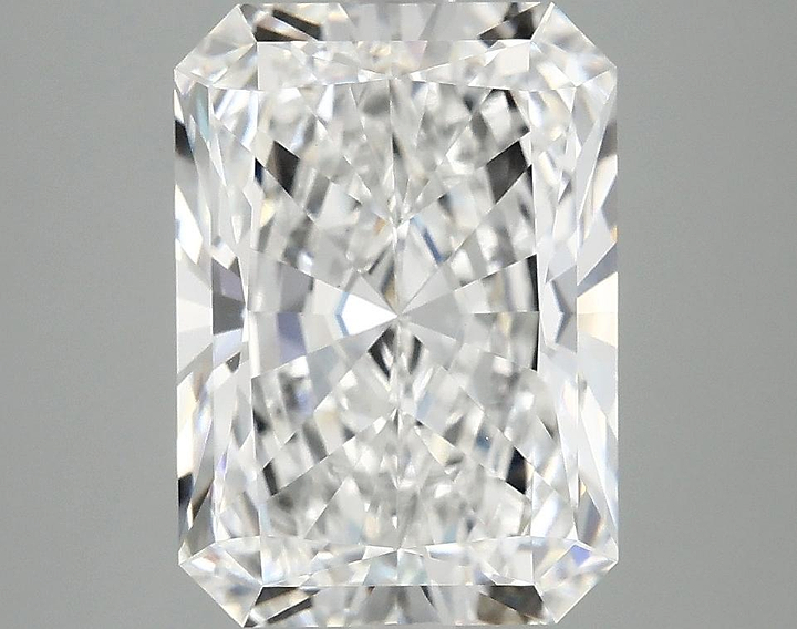 4.02 Carat Radiant Shaped Ideal Cut VVS2 IGI Certified Lab Grown Diamond