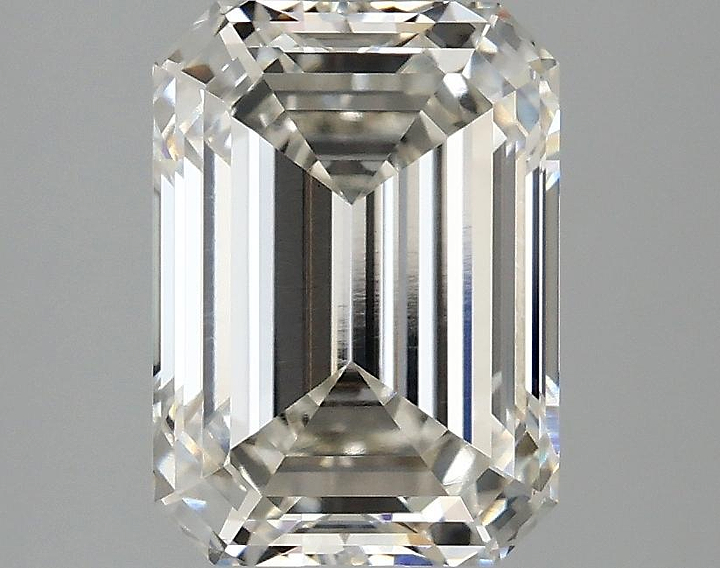 3.08 Carat Emerald Shaped Excellent Cut VS1 IGI Certified Lab Grown Diamond