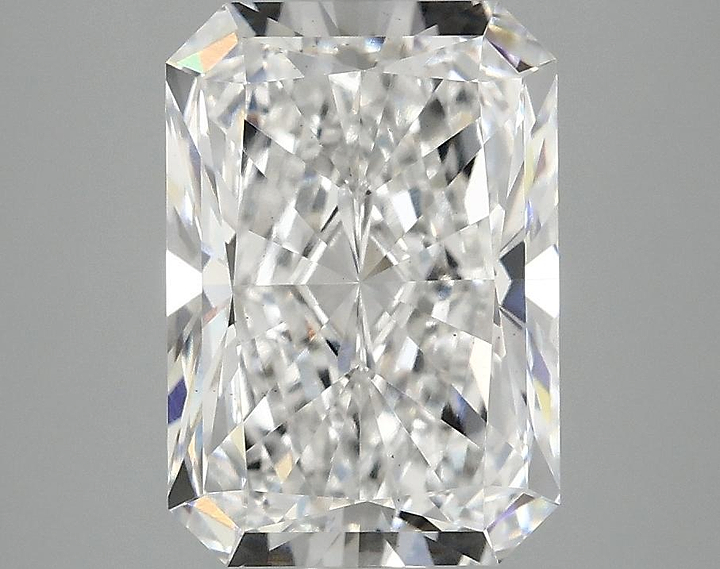 3.43 Carat Radiant Shaped Ideal Cut VS2 IGI Certified Lab Grown Diamond