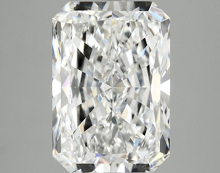 3.96 Carat Radiant Shaped Ideal Cut VVS2 IGI Certified Lab Grown Diamond