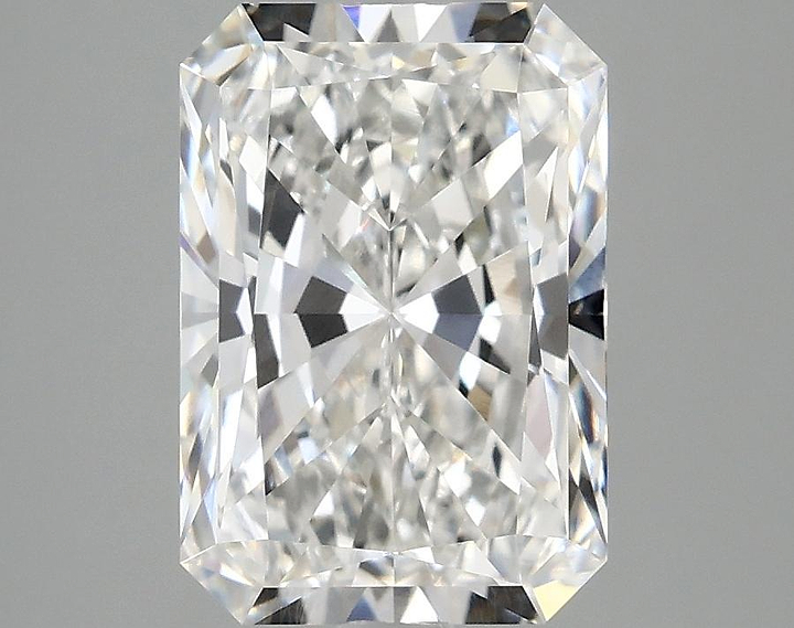 3.1 Carat Radiant Shaped Ideal Cut VVS2 IGI Certified Lab Grown Diamond