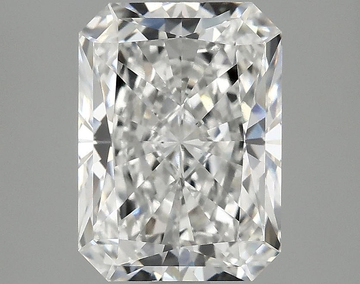 2.9 Carat Radiant Shaped Excellent Cut VVS2 IGI Certified Lab Grown Diamond