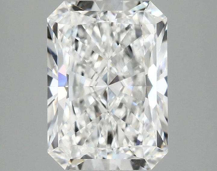 4.04 Carat Radiant Shaped Ideal Cut VVS2 IGI Certified Lab Grown Diamond