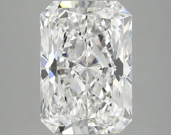 4.0 Carat Radiant Shaped Ideal Cut VVS2 IGI Certified Lab Grown Diamond
