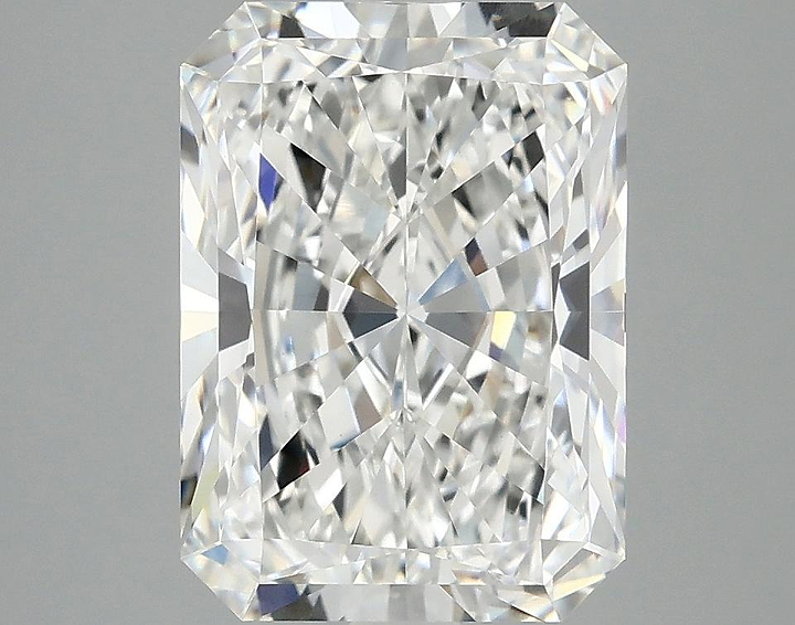 3.86 Carat Radiant Shaped Excellent Cut VVS2 IGI Certified Lab Grown Diamond