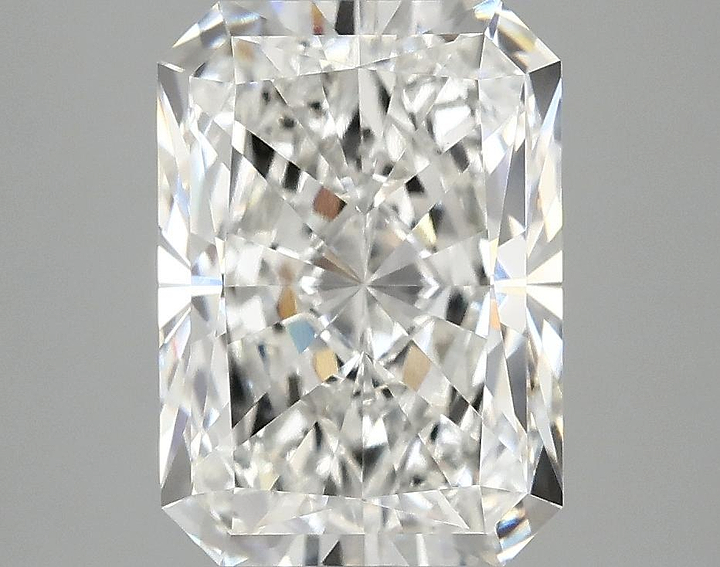 3.18 Carat Radiant Shaped Ideal Cut VS1 IGI Certified Lab Grown Diamond