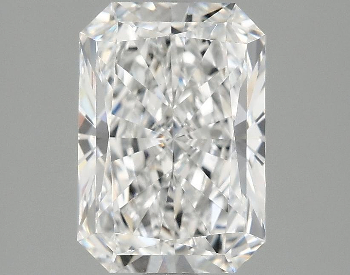 2.43 Carat Radiant Shaped Ideal Cut VVS2 IGI Certified Lab Grown Diamond