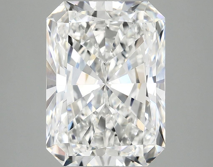 4.89 Carat Radiant Shaped Excellent Cut VVS2 IGI Certified Lab Grown Diamond