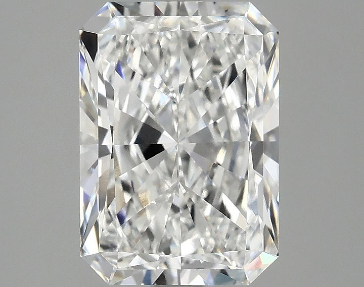 3.03 Carat Radiant Shaped Ideal Cut VVS2 IGI Certified Lab Grown Diamond