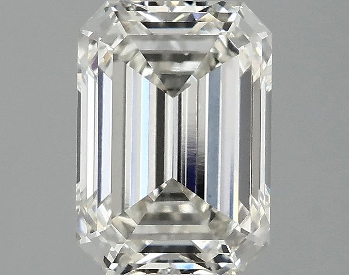 2.05 Carat Emerald Shaped Ideal Cut VS1 IGI Certified Lab Grown Diamond