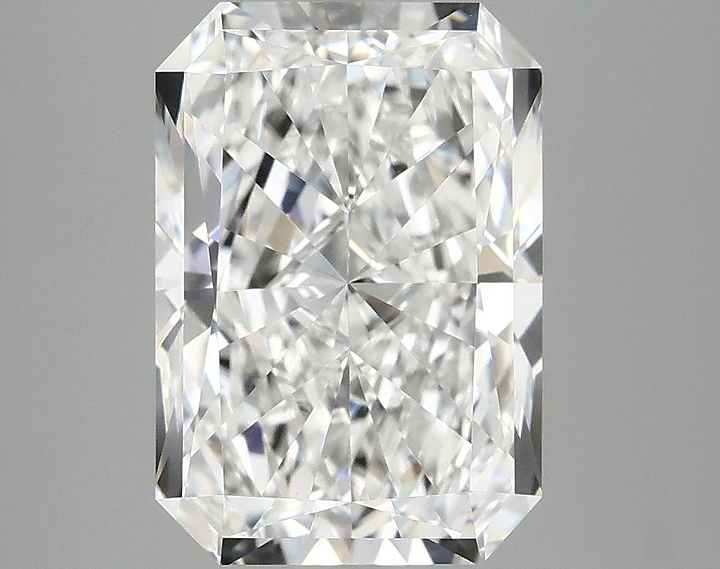 3.93 Carat Radiant Shaped Ideal Cut VVS2 IGI Certified Lab Grown Diamond