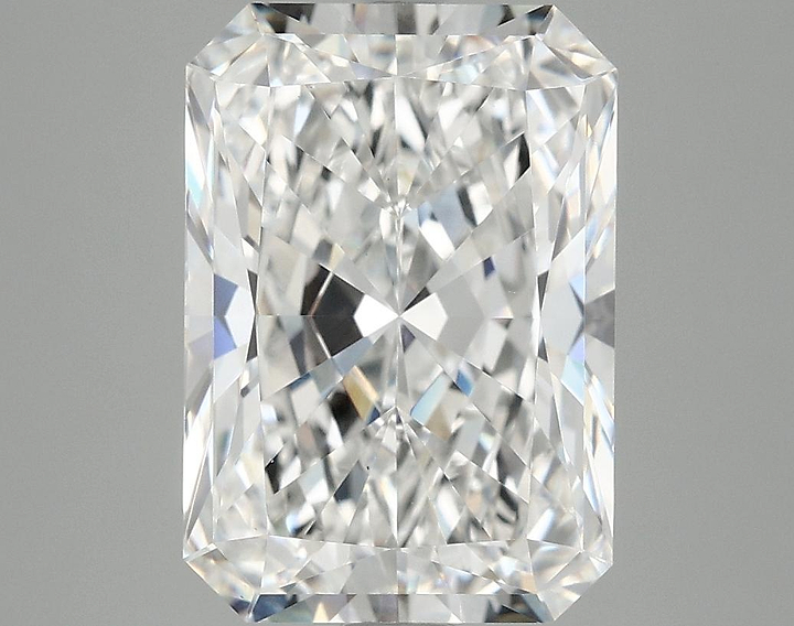 5.0 Carat Radiant Shaped Ideal Cut VS1 IGI Certified Lab Grown Diamond