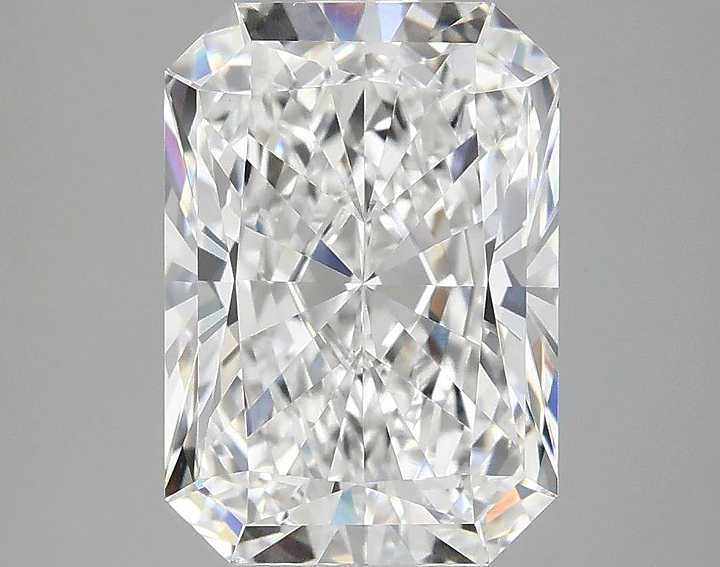 3.04 Carat Radiant Shaped Ideal Cut VS1 IGI Certified Lab Grown Diamond