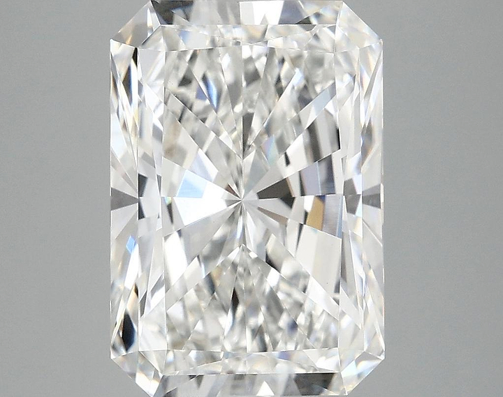 4.75 Carat Radiant Shaped Ideal Cut VS1 IGI Certified Lab Grown Diamond
