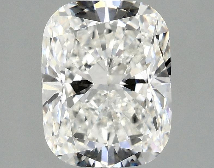 2.5 Carat Cushion Shaped Excellent Cut VVS2 IGI Certified Lab Grown Diamond