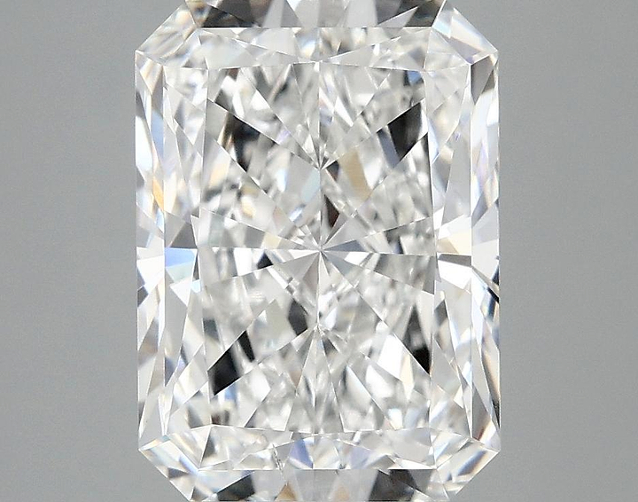 4.0 Carat Radiant Shaped Excellent Cut VS2 IGI Certified Lab Grown Diamond