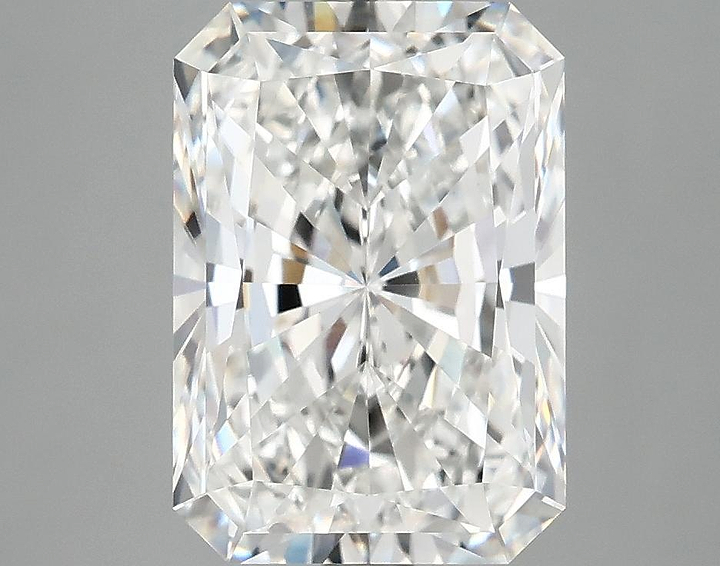 4.05 Carat Radiant Shaped Ideal Cut VVS2 IGI Certified Lab Grown Diamond