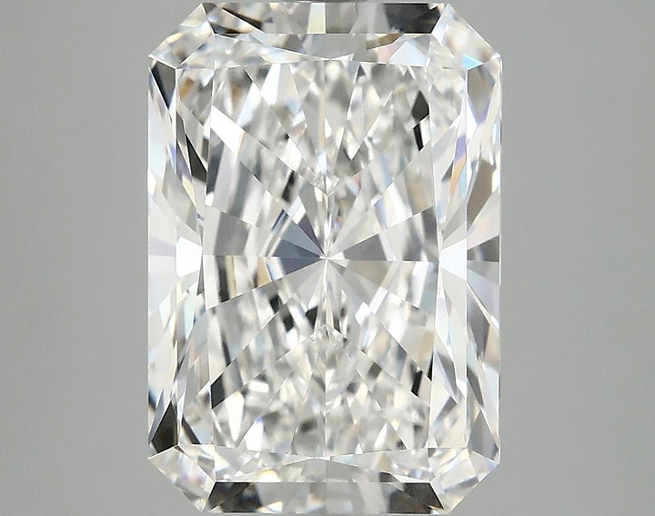 4.54 Carat Radiant Shaped Ideal Cut VVS2 IGI Certified Lab Grown Diamond