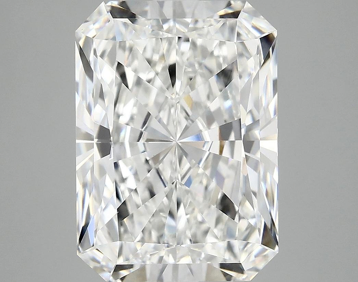 4.87 Carat Radiant Shaped Ideal Cut VS1 IGI Certified Lab Grown Diamond