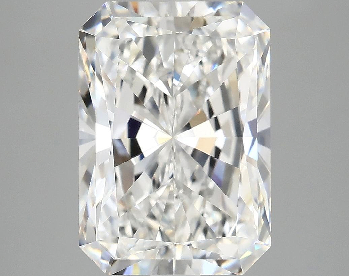 4.87 Carat Radiant Shaped Ideal Cut VVS2 IGI Certified Lab Grown Diamond