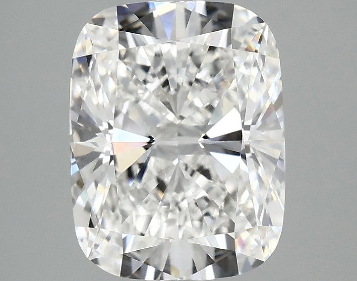 3.09 Carat Cushion Shaped Excellent Cut VVS2 IGI Certified Lab Grown Diamond