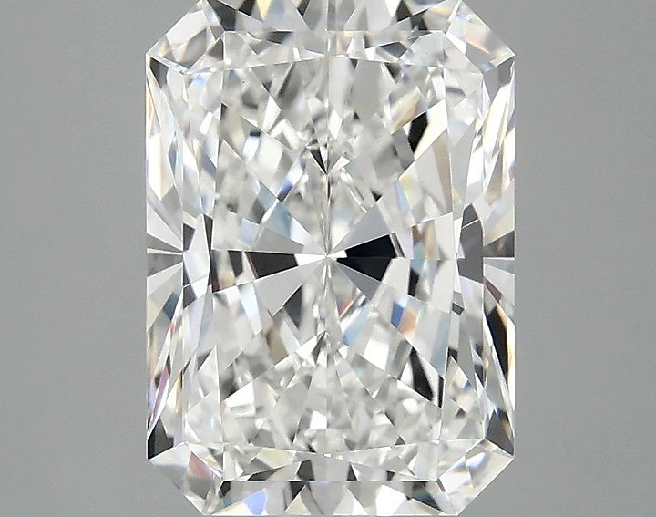 3.08 Carat Radiant Shaped Ideal Cut VVS2 IGI Certified Lab Grown Diamond