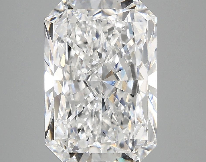 3.62 Carat Radiant Shaped Ideal Cut VS2 IGI Certified Lab Grown Diamond