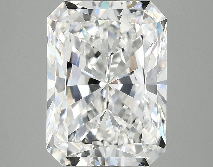4.04 Carat Radiant Shaped Excellent Cut VS1 IGI Certified Lab Grown Diamond