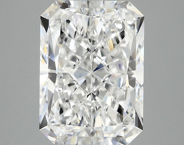 4.07 Carat Radiant Shaped Excellent Cut VVS2 IGI Certified Lab Grown Diamond