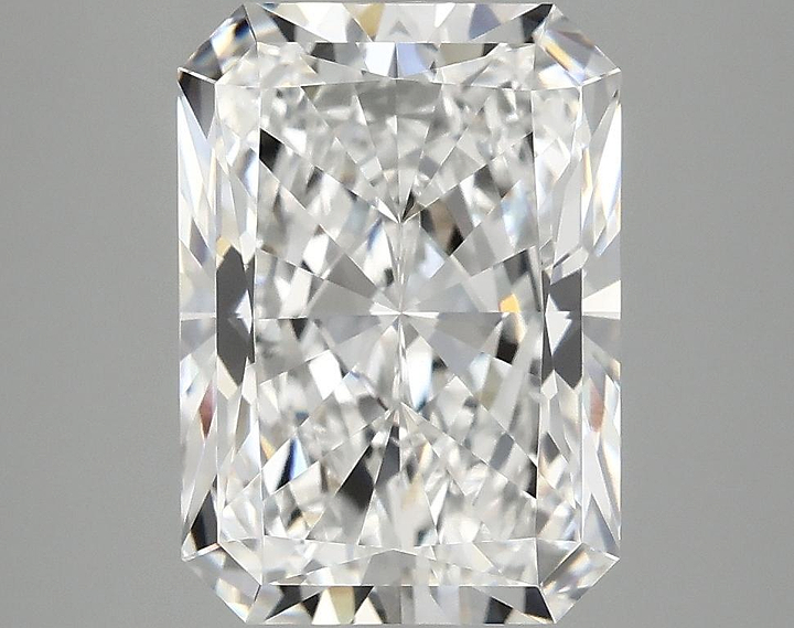 4.07 Carat Radiant Shaped Ideal Cut VVS2 IGI Certified Lab Grown Diamond