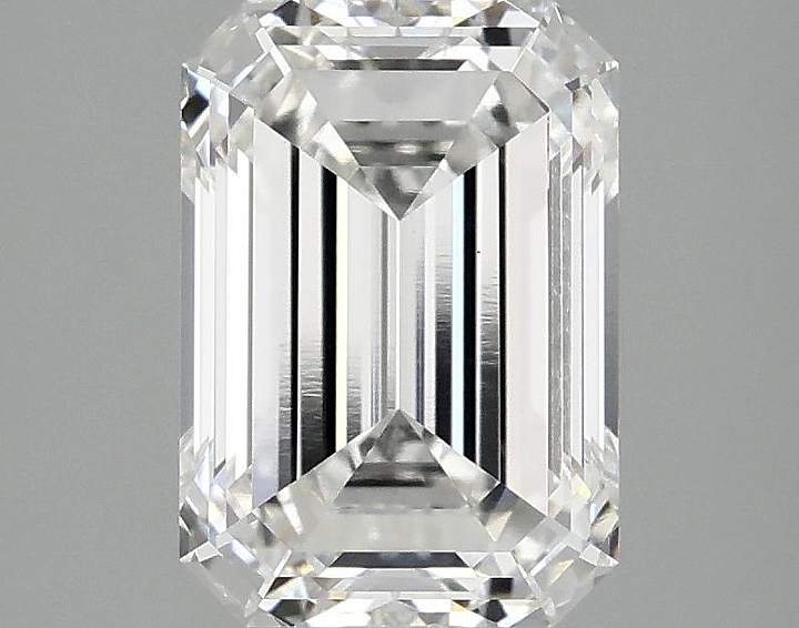 2.52 Carat Emerald Shaped Ideal Cut VS1 IGI Certified Lab Grown Diamond