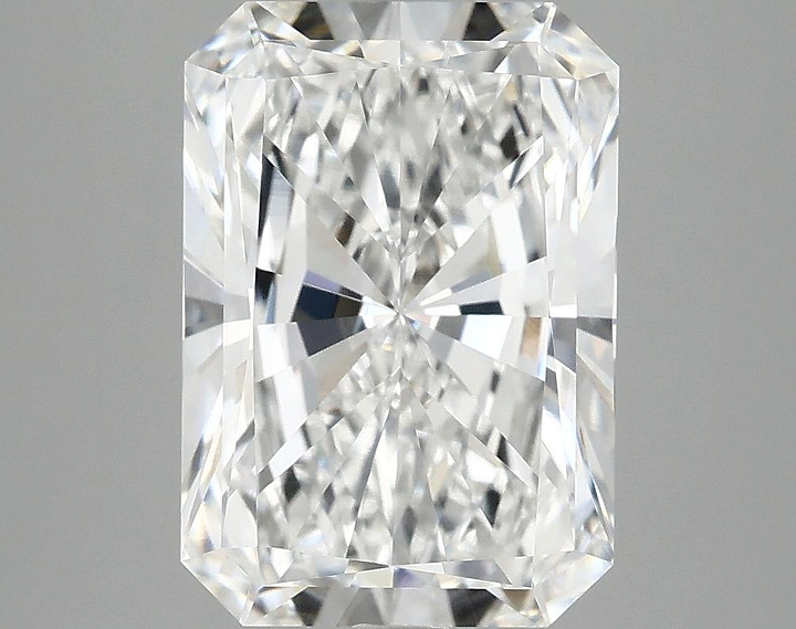 4.07 Carat Radiant Shaped Ideal Cut VVS2 IGI Certified Lab Grown Diamond