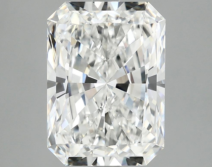 3.98 Carat Radiant Shaped Excellent Cut VVS2 IGI Certified Lab Grown Diamond