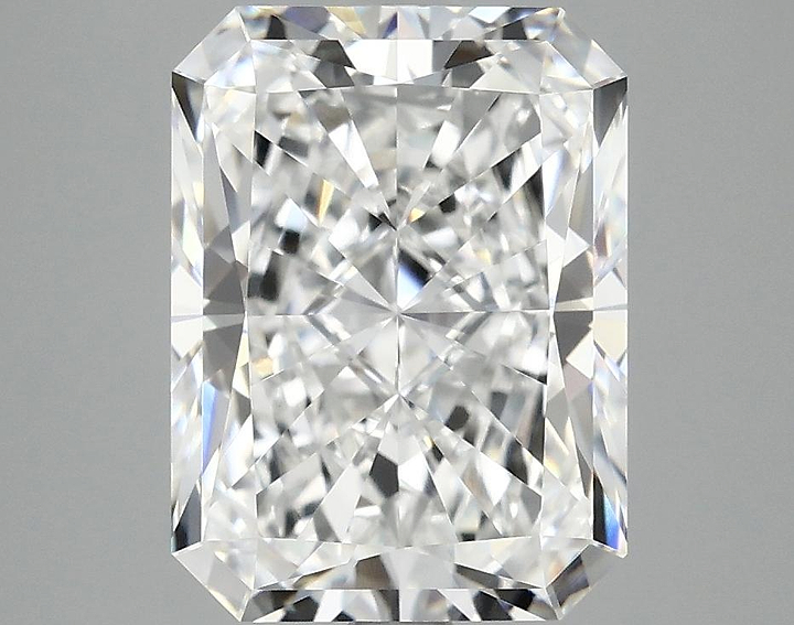 4.02 Carat Radiant Shaped Excellent Cut VVS2 IGI Certified Lab Grown Diamond