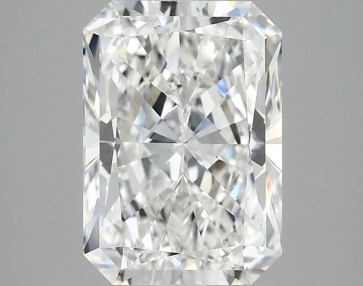 4.02 Carat Radiant Shaped Ideal Cut VVS2 IGI Certified Lab Grown Diamond