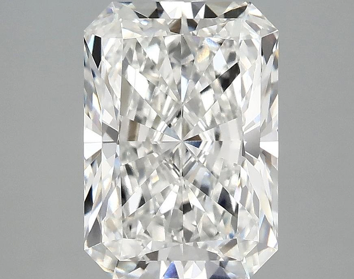 3.08 Carat Radiant Shaped Ideal Cut VVS2 IGI Certified Lab Grown Diamond