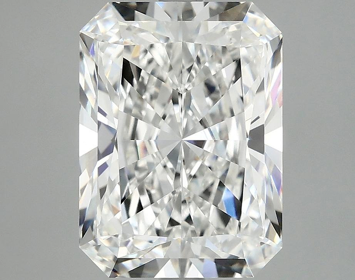 4.05 Carat Radiant Shaped Excellent Cut VVS2 IGI Certified Lab Grown Diamond