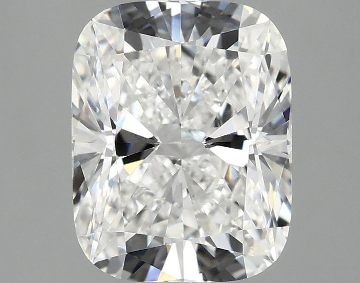 3.1 Carat Cushion Shaped Excellent Cut VVS2 IGI Certified Lab Grown Diamond