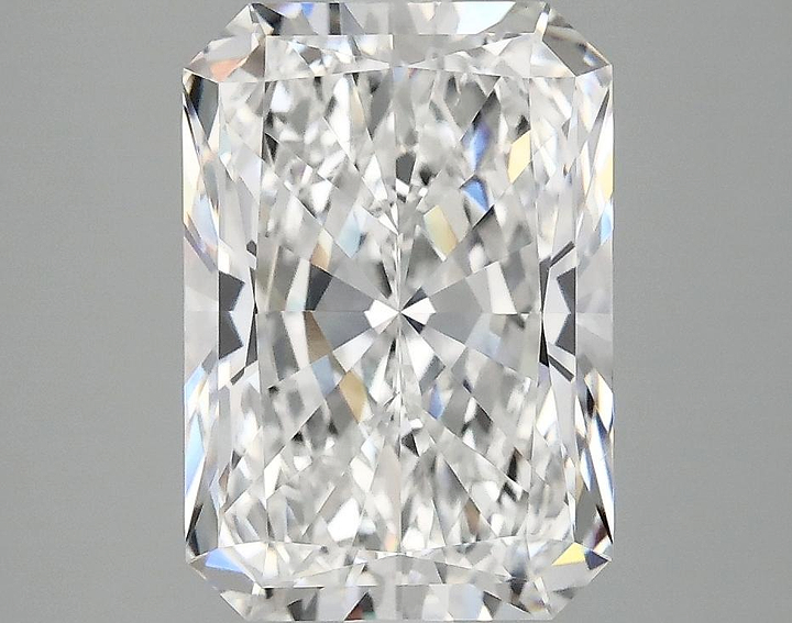 3.5 Carat Radiant Shaped Ideal Cut VS1 IGI Certified Lab Grown Diamond