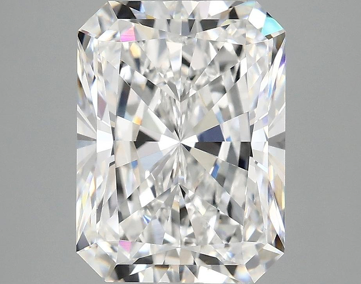 4.05 Carat Radiant Shaped Excellent Cut VVS2 IGI Certified Lab Grown Diamond